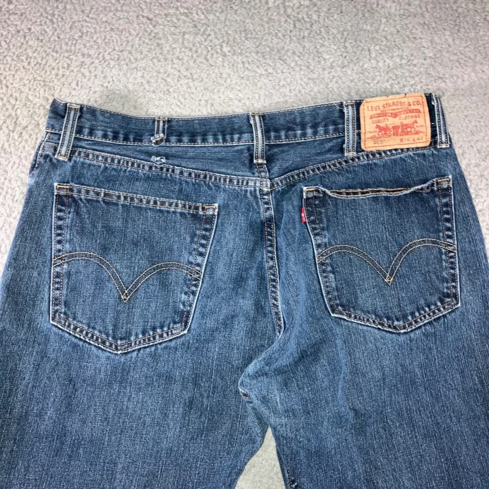Levis 505 Straight Fit Jeans Mens 38x32 Blue Streetwear Classic Medium Wash